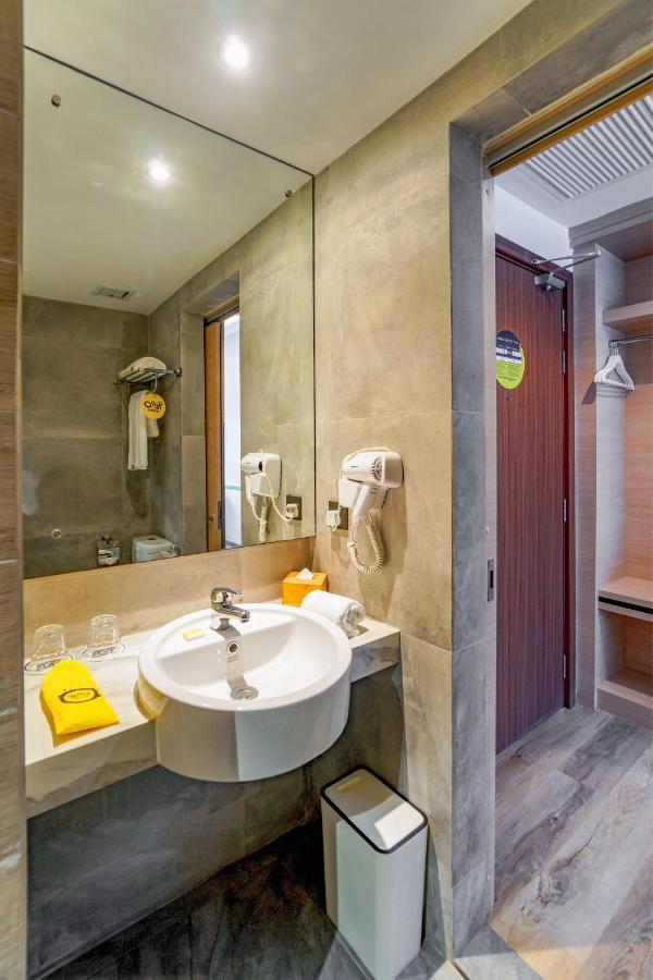 Yello Hotel Harbour Bay Нагоя Екстериор снимка