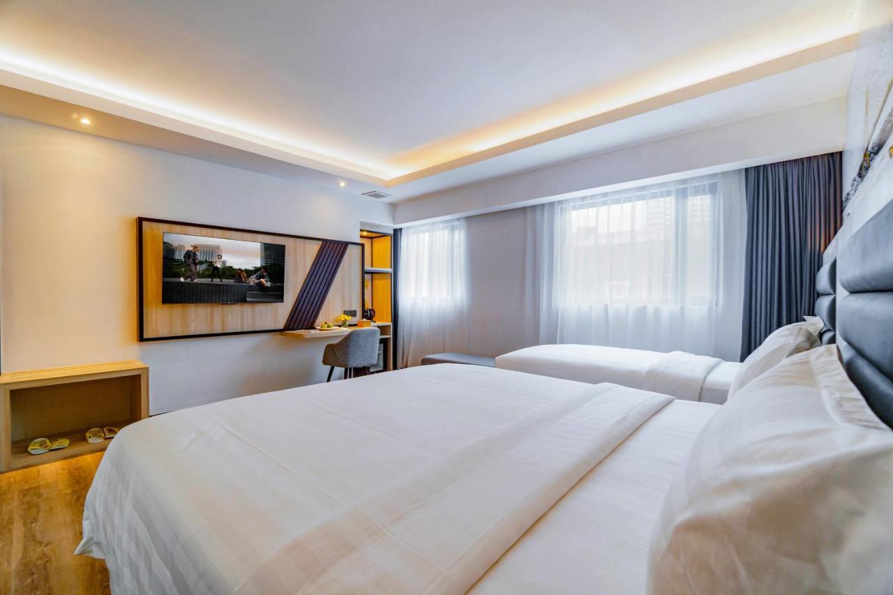 Yello Hotel Harbour Bay Нагоя Екстериор снимка
