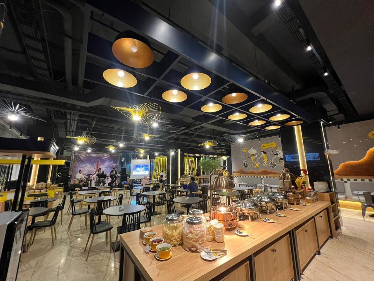Yello Hotel Harbour Bay Нагоя Екстериор снимка
